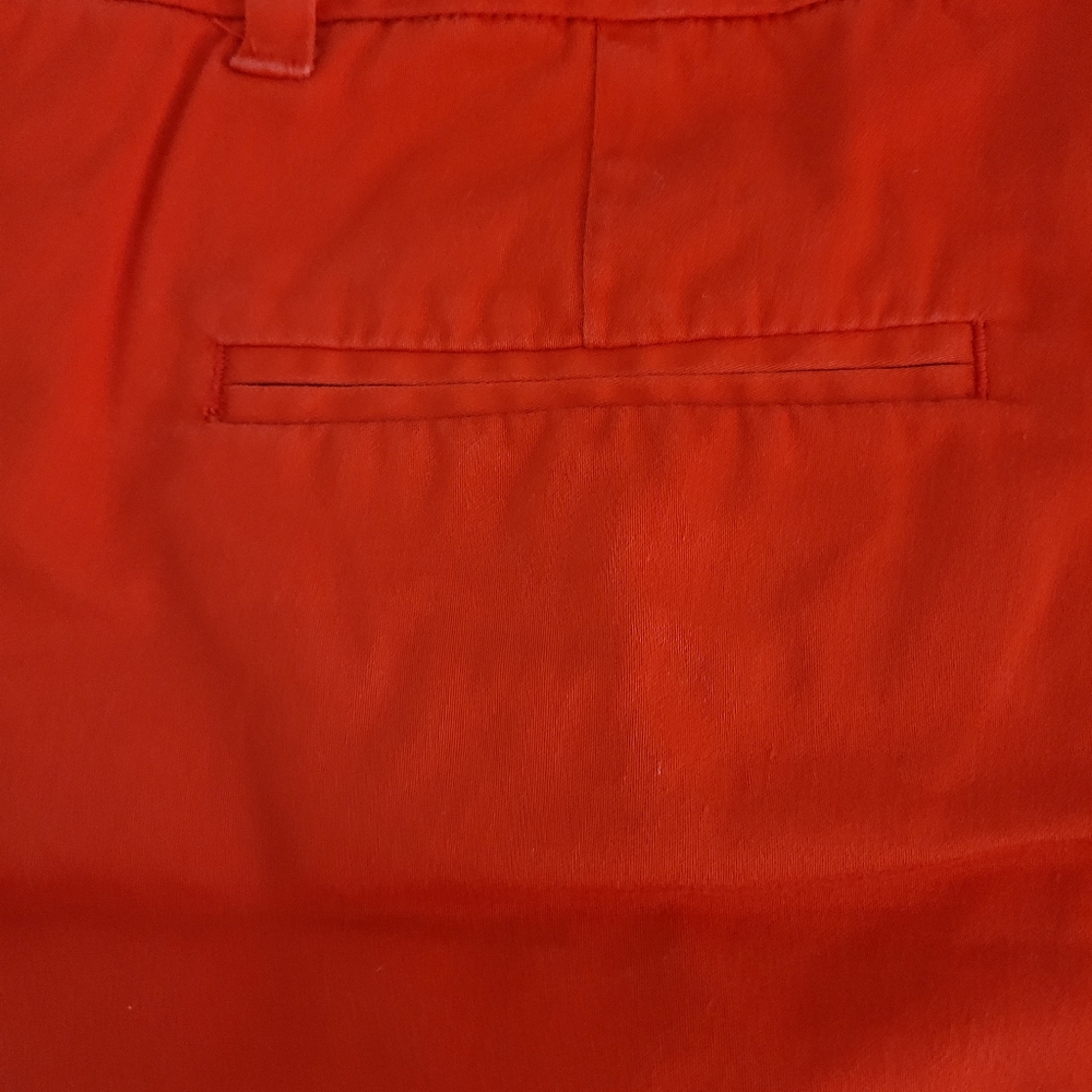 Shorts - Picture 3 of 5